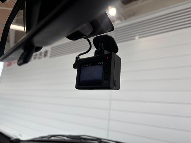 コペン セロ　純正ナビ　バックカメラ　オートエアコン　ドライブレコーダー　ＥＴＣ　プッシュスタートスイッチ　運転席・助手席シートヒーター　パワーウィンドウ　アイドリングストップ　アルミホイール　キーフリーシステム（16枚目）