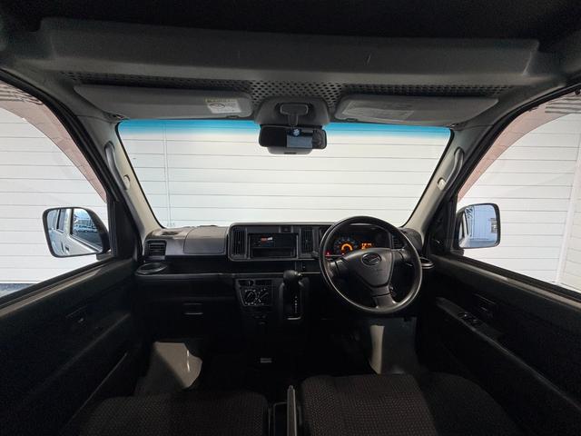 ハイゼットカーゴ デラックスSAIII ラジオチューナー マニュアルエアコン 運転席・助手席パワーウィンドウ アイドリングストップ機能 キーレスエントリーシステム(2枚目)