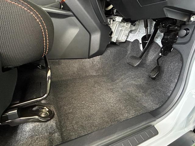 タフト Ｇターボ　ナビ　ドラレコ　プッシュボタンスタ－ト　衝突被害軽減ブレーキ　コ－ナ－センサ－　アイドリングストップ機能　電動パーキング　クル－ズコントロ－ル　バックカメラ（41枚目）