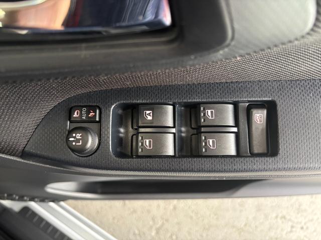 ムーヴ XリミテッドII SAIII 純正ナビ バックカメラ ドライブレコーダー ETC車載器 TVコントロール 運転席シートヒーター 電動格納式ドアミラー パワーウィンドウ キーフリーシステム オートエアコン プッシュスタートスイッチ(13枚目)