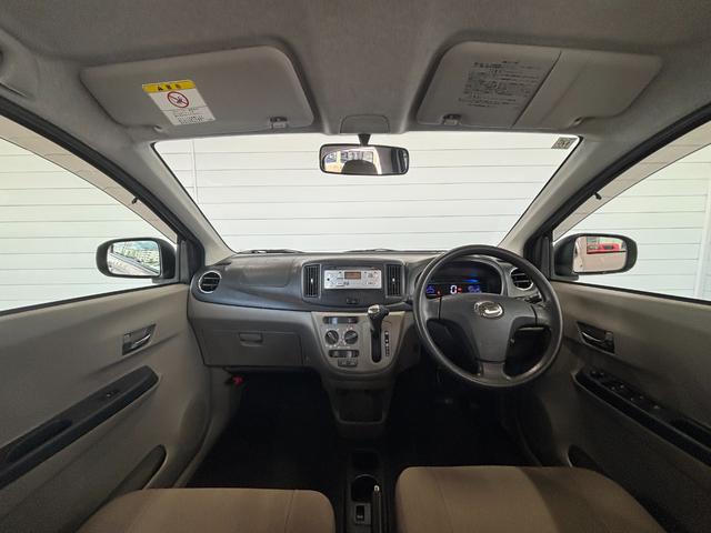 ミライース Ｘ　ＣＤチューナー　マニュアルエアコン　電動格納式ドアミラー　パワーウィンドウ　アイドリングストップ機能　キーレスエントリーシステム　パワーステアリング（2枚目）