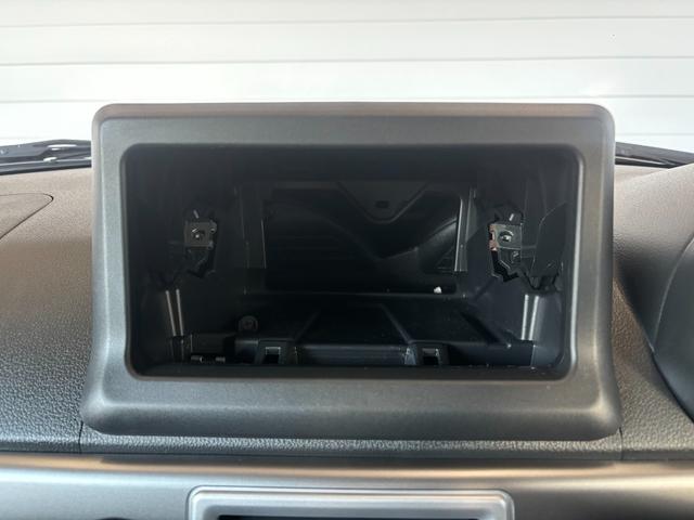 コペン セロ ドライブレコーダー オートエアコン 運転席・助手席シートヒーター パワーウィンドウ アイドリングストップ機能 プッシュスタートスイッチ キーフリーシステム アルミホイール(2枚目)