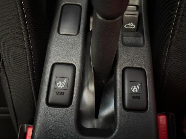 コペン セロ ドライブレコーダー オートエアコン 運転席・助手席シートヒーター パワーウィンドウ アイドリングストップ機能 プッシュスタートスイッチ キーフリーシステム アルミホイール(7枚目)