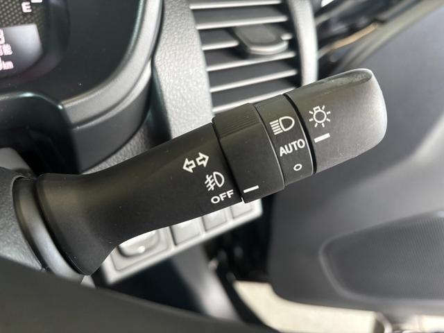 コペン セロ ドライブレコーダー オートエアコン 運転席・助手席シートヒーター パワーウィンドウ アイドリングストップ機能 プッシュスタートスイッチ キーフリーシステム アルミホイール(12枚目)