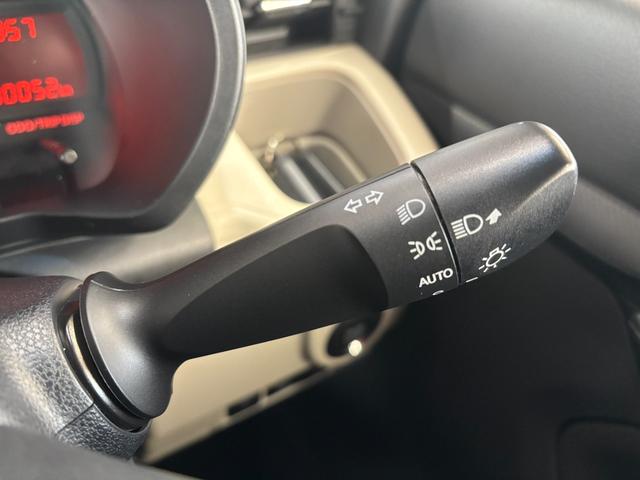 ムーヴ ＸリミテッドＩＩ　ＳＡＩＩＩ　ナビ　バックカメラ　ドライブレコーダー　ＥＴＣ車載器　運転席シートヒーター　ＴＶコントロール　電動格納式ドアミラー　パワーウィンドウ　オートエアコン　プッシュスタートスイッチ　キーフリーシステム（11枚目）