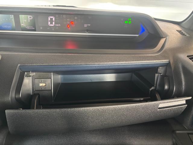 タント カスタムＲＳ　カーナビゲーション　バックカメラ　ドライブレコーダー　オートエアコン　フロントシートヒーター　電動パーキングブレーキ　左右パワースライドドア　ＬＥＤヘッドランプ　電動格納式ドアミラー（11枚目）