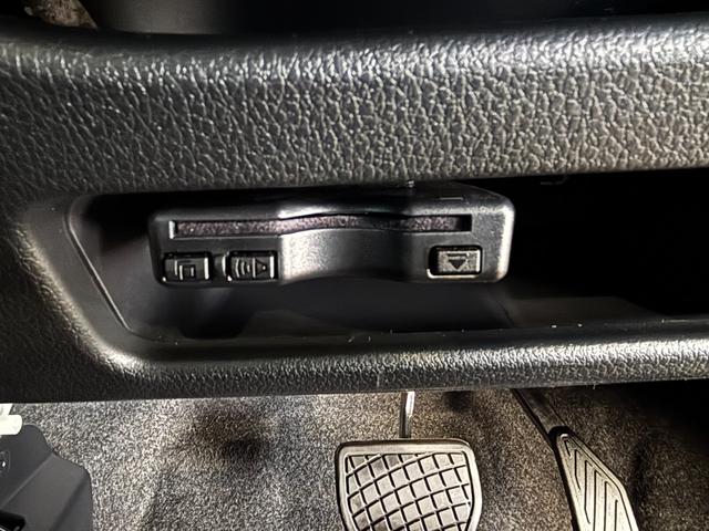 ムーヴキャンバス セオリーＧターボ　純正ナビ　バックカメラ　両側電動スライドドア　ＥＴＣ車載器　前後録画ドライブレコーダー　運転席・助手席シートヒーター　電動パーキングブレーキ　オートエアコン　電動格納式ドアミラー　キーフリーシステム（12枚目）