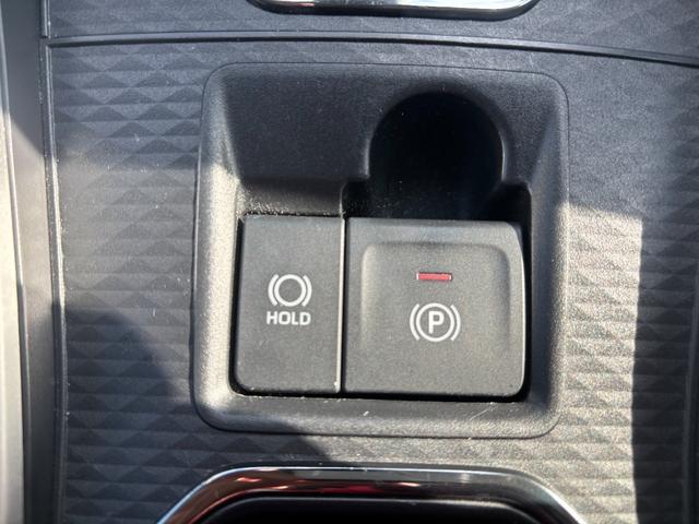 ロッキー プレミアムＧ　ＨＥＶ　ナビ　パノラマモニター　ドライブレコーダー　ＥＴＣ　運転席・助手席シートヒーター　電動パーキングブレーキ　オートエアコン　電動格納式ドアミラー　パワーウィンドウ　アルミホイール　キーフリーシステム（7枚目）