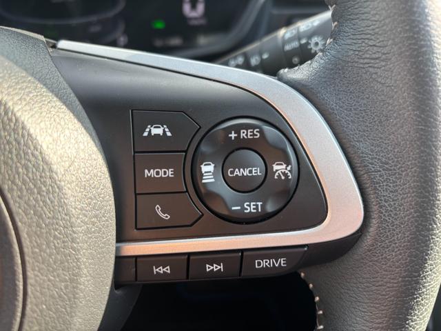 ロッキー プレミアムＧ　ＨＥＶ　ナビ　パノラマモニター　ドライブレコーダー　ＥＴＣ　運転席・助手席シートヒーター　電動パーキングブレーキ　オートエアコン　電動格納式ドアミラー　パワーウィンドウ　アルミホイール　キーフリーシステム（10枚目）