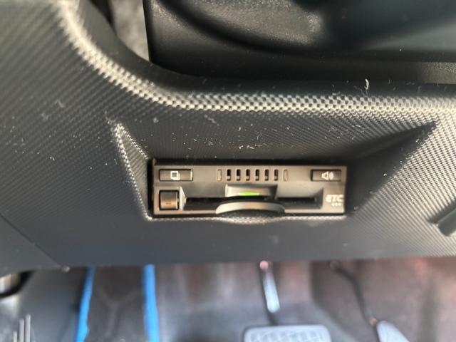 ロッキー プレミアムＧ　ＨＥＶ　ナビ　パノラマモニター　ドライブレコーダー　ＥＴＣ　運転席・助手席シートヒーター　電動パーキングブレーキ　オートエアコン　電動格納式ドアミラー　パワーウィンドウ　アルミホイール　キーフリーシステム（16枚目）