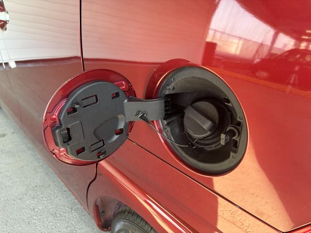 タント Ｘ　ナビゲーション　バックカメラ　フロントシートヒーター　ＴＶコントロール　ドライブレコーダー　助手席側電動スライドドア　電動格納式ドアミラー　パワーウィンドウ　プッシュスタートスイッチ　キーフリー（42枚目）