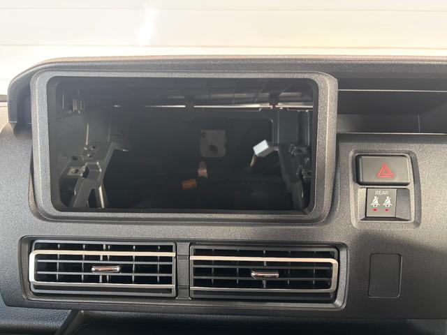 アトレー ＲＳ　バックカメラ対応　両側電動スライドドア　オートエアコン　電動格納式ドアミラー　運転席・助手席パワーウィンドウ　プッシュスタートスイッチ　キーフリーシステム　アイドリングストップ機能（3枚目）