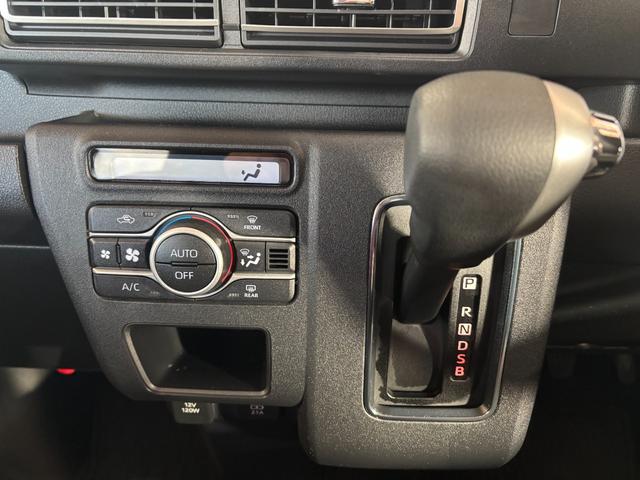 アトレー ＲＳ　バックカメラ対応　両側電動スライドドア　オートエアコン　電動格納式ドアミラー　運転席・助手席パワーウィンドウ　プッシュスタートスイッチ　キーフリーシステム　アイドリングストップ機能（4枚目）