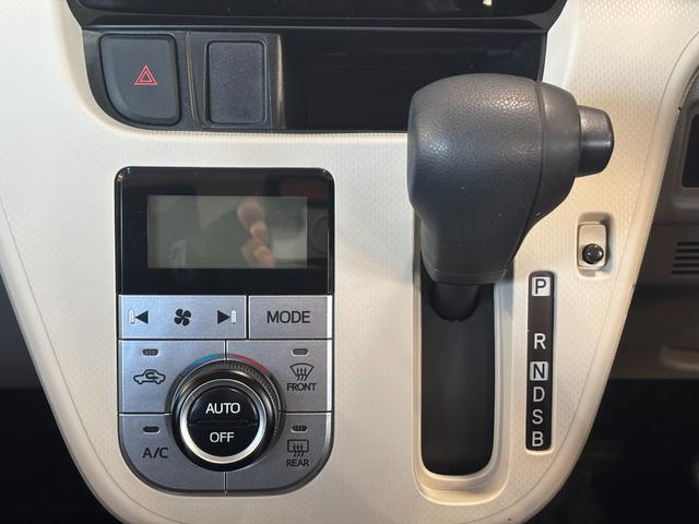 ムーヴ ＸリミテッドＩＩ　ＳＡＩＩＩ　ナビゲーション　バックカメラ　ドライブレコーダー　オートエアコン　運転席シートヒーター　電動格納式ドアミラー　パワーウィンドウ　プッシュスタートスイッチ　キーフリーシステム　アルミホイール（7枚目）