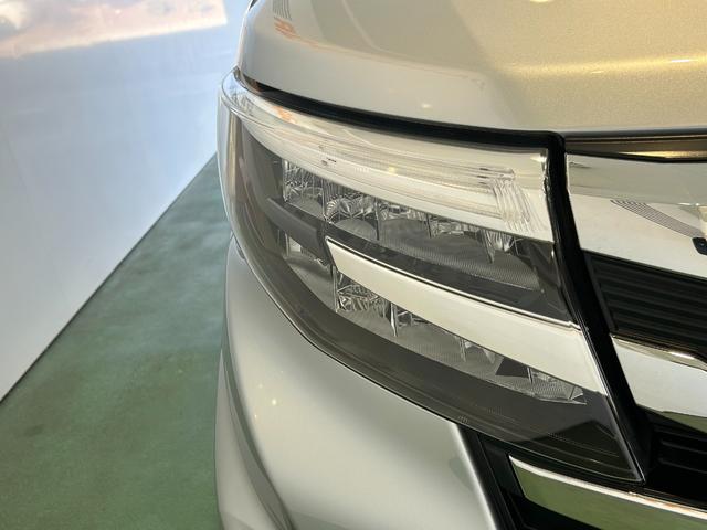 トール カスタムＧ　ターボ　バックカメラ対応　電動パーキング　両側電動スライドドア　プッシュボタンスタ－ト　衝突被害軽減ブレーキ　アイドリングストップ機能　コ－ナ－センサ－　クル－ズコントロ－ル（45枚目）