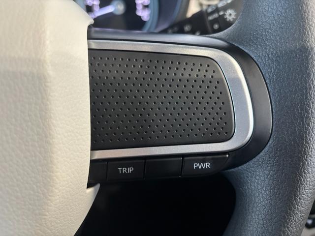 ムーヴキャンバス ストライプスＧ　９インチディスプレイオーディオ　ドライブレコーダー　運転席・助手席シートヒーター　ワイヤレス充電　電動パーキングブレーキ　電動格納式ドアミラー　両側電動スライドドア　プッシュスタートスイッチ（13枚目）