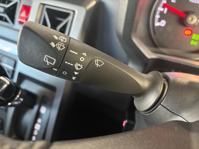 タフト Ｇ　ダーククロムベンチャー　４ＷＤ　ナビゲーション　バックカメラ　ドライブレコーダー　ＥＴＣ車載器　ＴＶコントロール　電動パーキングブレーキ　アルミホイール　電動格納式ドアミラー　パワーウィンドウ　プッシュスタートスイッチ（12枚目）