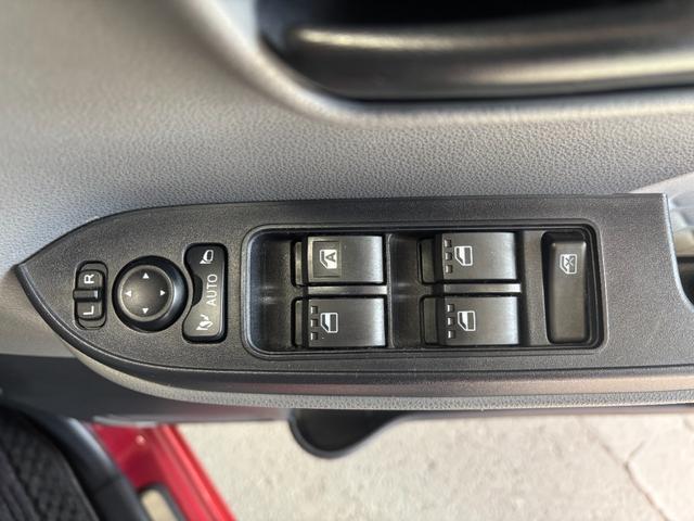 タント Ｘセレクション　ナビゲーション　バックカメラ　ドライブレコーダー　ＴＶコントロール　フロントシートヒーター　助手席側電動スライドドア　パワーウィンドウ　電動格納式ドアミラー　アイドリングストップ機能　キーフリー（17枚目）