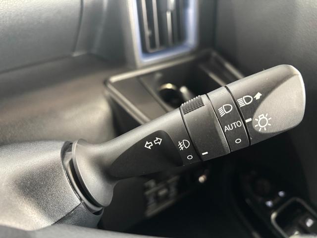 タント カスタムRS ナビゲーション バックカメラ ETC車載器 TVコントロール フロントシートヒーター 両側電動スライドドア 電動格納式ドアミラー パワーウィンドウ オートエアコン プッシュスタートスイッチ キーフリー(11枚目)