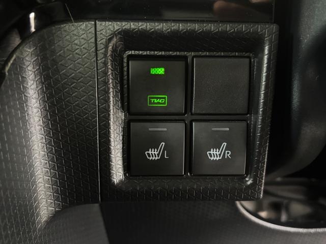 タント カスタムRS ナビゲーション バックカメラ ETC車載器 TVコントロール フロントシートヒーター 両側電動スライドドア 電動格納式ドアミラー パワーウィンドウ オートエアコン プッシュスタートスイッチ キーフリー(16枚目)