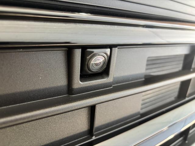 タント カスタムＲＳ　６．８インチディスプレイオーディオ　パノラマモニター　電動パーキングブレーキ　フロントシートヒーター　両側電動スライドドア　プッシュスタートスイッチ　電動格納式ドアミラー　アルミホイール　キーフリー（17枚目）