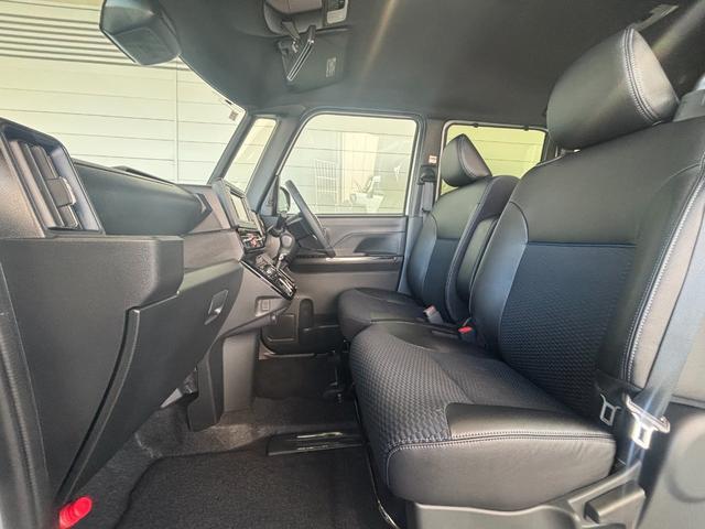 タント カスタムＲＳ　６．８インチディスプレイオーディオ　パノラマモニター　電動パーキングブレーキ　フロントシートヒーター　両側電動スライドドア　プッシュスタートスイッチ　電動格納式ドアミラー　アルミホイール　キーフリー（34枚目）