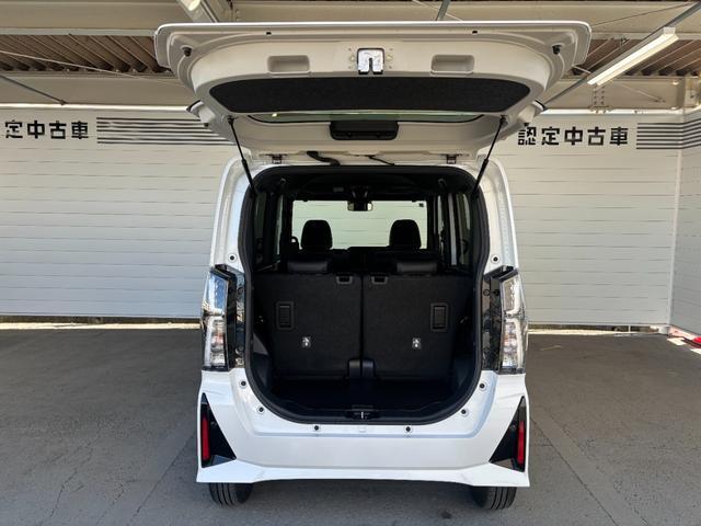 タント カスタムＲＳ　６．８インチディスプレイオーディオ　パノラマモニター　電動パーキングブレーキ　フロントシートヒーター　両側電動スライドドア　プッシュスタートスイッチ　電動格納式ドアミラー　アルミホイール　キーフリー（39枚目）