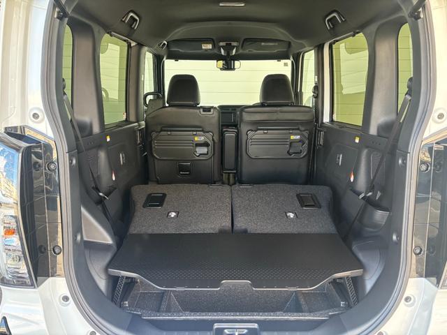 タント カスタムＲＳ　６．８インチディスプレイオーディオ　パノラマモニター　電動パーキングブレーキ　フロントシートヒーター　両側電動スライドドア　プッシュスタートスイッチ　電動格納式ドアミラー　アルミホイール　キーフリー（42枚目）