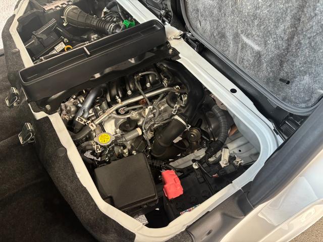 アトレー ＲＳ　６．８インチディスプレイオーディオ　バックカメラ　オートエアコン　両側電動スライドドア　電動格納式ドアミラー　フロントパワーウィンドウ　プッシュスタートスイッチ　キーフリー　アイドリングストップ機能（21枚目）