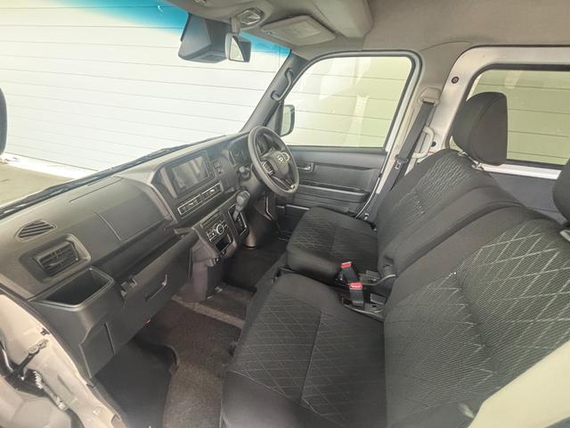 アトレー ＲＳ　６．８インチディスプレイオーディオ　バックカメラ　オートエアコン　両側電動スライドドア　電動格納式ドアミラー　フロントパワーウィンドウ　プッシュスタートスイッチ　キーフリー　アイドリングストップ機能（30枚目）