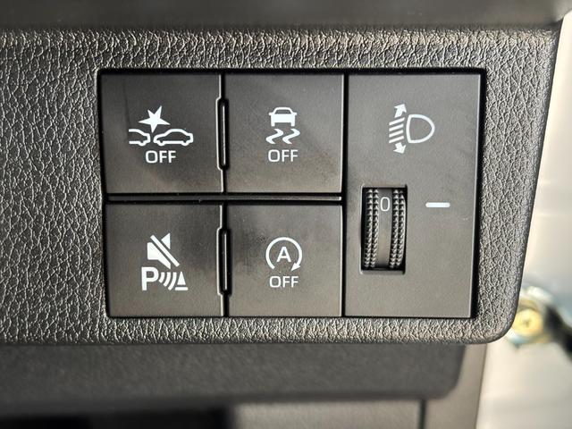 ムーヴキャンバス ストライプスＸ　ナビゲーション　両側電動スライドドア　電動格納式ドアミラー　プッシュスタートスイッチ　キーフリーシステム　オートエアコン　パワーウィンドウ　アイドリングストップ機能（12枚目）