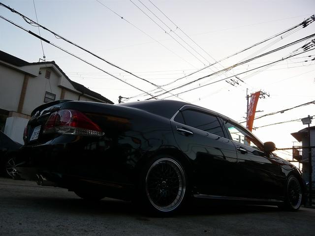 クラウン 2.5アスリート アニバーサリーエディション 19AW 車高調 黒本革シート センスブランド4本出しマフラー HDDナビ バックカメラ フルセグTV Bluetooth接続 エアロ 下取り車(3枚目)