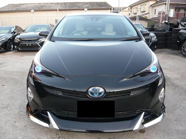 プリウス Ａツーリングセレクション　１７ＡＷ　エアロ　９インチナビ　フルセグＴＶ　Ｂｌｕｅｔｏｏｔｈ接続　バックカメラ　デジタルインナーミラー　ドラレコ　ホワイト内装　デイライト　トヨタセーフティセンス（8枚目）