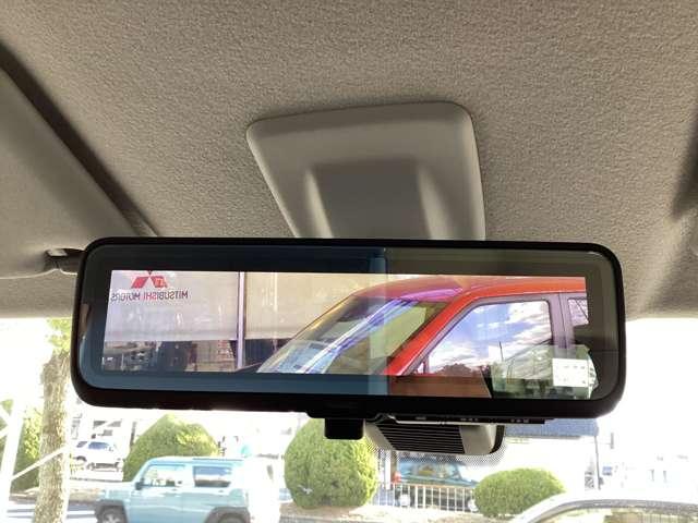 Ｔ　プレミアム　ワイルドアドベンチャースタイル架装　ＬＥＤライト　４ＷＤ　オートクルーズコントロール　フルセグＴＶ　ターボ　スマートキー　アイドリングストップ　エアバック　バックモニター　シートヒーター　ベンチシート(11枚目)