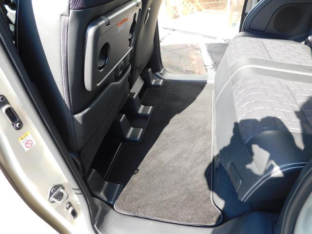 デリカミニ Ｇ　プレミアム　衝突被害軽減ブレーキ　踏み間違い防止　マイパイロット　９インチ純正ナビゲーション　マルチアラウンドモニター　フルセグテレビ　シートヒーター　両側電動スライドドア　禁煙車（49枚目）