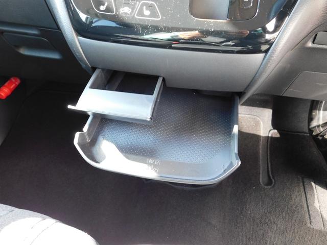 デリカミニ Ｇ　プレミアム　衝突被害軽減ブレーキ　踏み間違い防止　マイパイロット　９インチ純正ナビゲーション　マルチアラウンドモニター　フルセグテレビ　シートヒーター　両側電動スライドドア　禁煙車（69枚目）