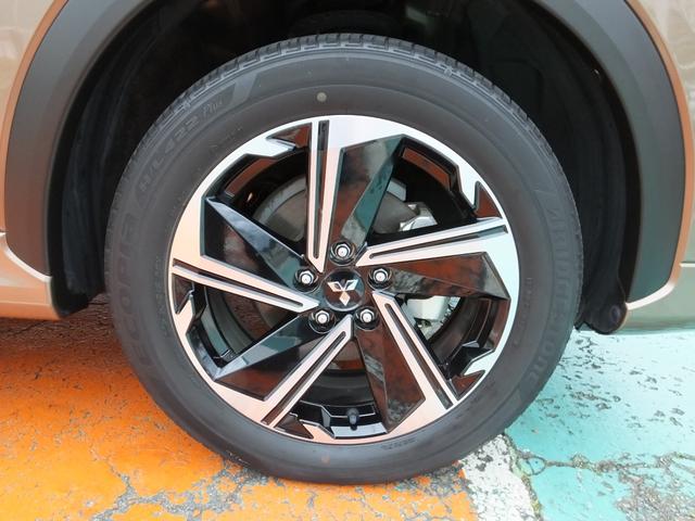 エクリプスクロスＰＨＥＶ Ｐ　４ＷＤ　電気温水式式ヒーター　ｅ－Ａｓｓｉｓｔ　８インチスマホ連携ナビ　フルセグ　マルチアラウンドモニター　ＥＴＣ２．０　運転席パワーシート　前席シートヒーター　ステアリングヒータ　ブラック天井（18枚目）