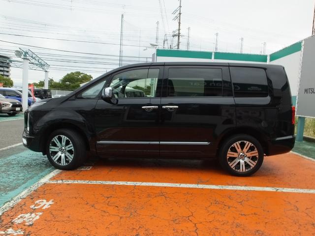 デリカＤ：５ Ｐ　禁煙車　ワンオーナー　純正１０．１型ナビ　マルチアラウンドモニター　ＥＴＣ２．０　両側電動スライドドア　電動テールゲート　後側方車両検知警報システム（11枚目）