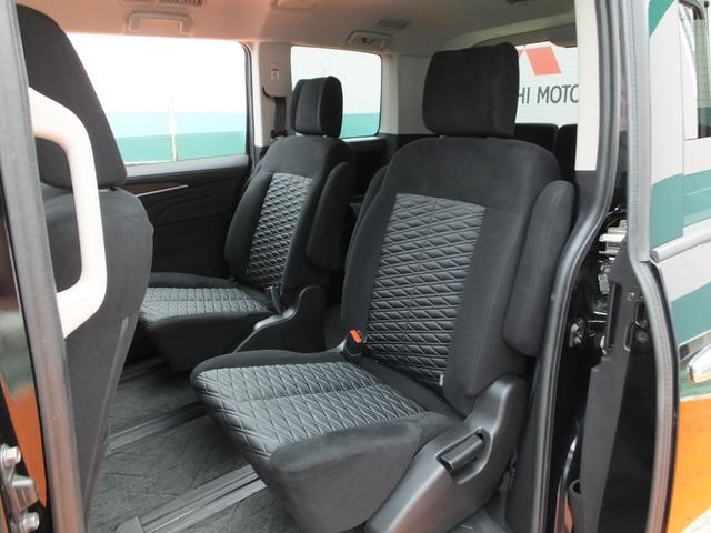 デリカＤ：５ Ｐ　禁煙車　ワンオーナー　純正１０．１型ナビ　マルチアラウンドモニター　ＥＴＣ２．０　両側電動スライドドア　電動テールゲート　後側方車両検知警報システム（70枚目）