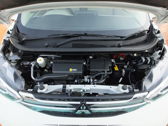 エンジンルームもスチーム洗浄でクリーニング済みです