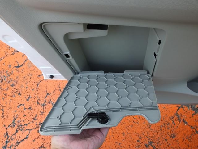 数ある車の中から当店の車両を見て戴き、誠に有難うございます！！ご来店お待ちしております。日本全国販売可能ですので遠方の方でもお気軽にお問い合わせ下さい♪