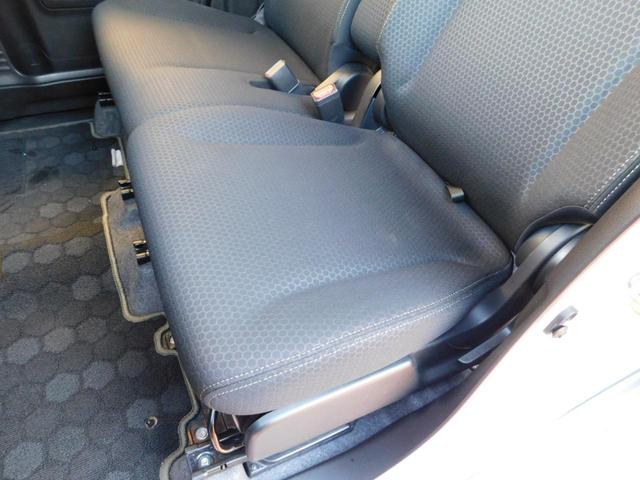 �����̃X�y�[�V�A�M�A�ɂ͎O�H�F��t�b�`�q�ۏ؁u��{�ۏ؂P�N�ԁE���s�����������v�������ł��Ă���܂��B