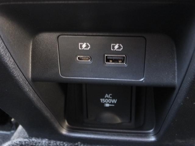 アウトランダーＰＨＥＶ Ｐ　元当社デモカー　ｅ－Ａｓｓｉｓｔ　スマートフォン連携ナビゲーション　レーンチェンジアシスト　プレミアムサウンド　Ｓ－ＡＷＣ　マルチアラウンドモニター　ヒートポンプ式エアコン　マイパイロット（42枚目）