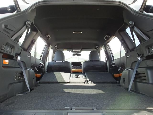 アウトランダーＰＨＥＶ Ｐ　元当社デモカー　ｅ－Ａｓｓｉｓｔ　スマートフォン連携ナビゲーション　レーンチェンジアシスト　プレミアムサウンド　Ｓ－ＡＷＣ　マルチアラウンドモニター　ヒートポンプ式エアコン　マイパイロット（45枚目）