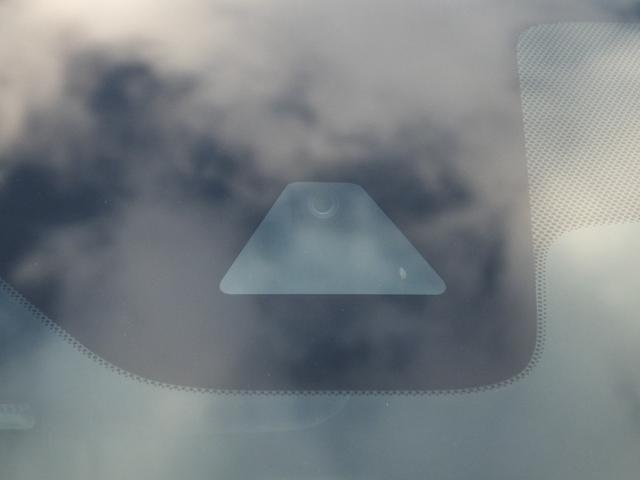 ｅＫワゴン Ｍ　２ＷＤ　ＣＤチューナーアンプ　セーフティーイルミネーション　イモビライザー　衝突被害軽減ブレーキ　踏み間違い衝突防止アシスト　充電用ＵＳＢポート　ステアリングスイッチ（21枚目）