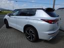 アウトランダーＰＨＥＶ Ｐ　元当社デモカー　ｅ－Ａｓｓｉｓｔ　スマートフォン連携ナビゲーション　レーンチェンジアシスト　プレミアムサウンド　Ｓ－ＡＷＣ　マルチアラウンドモニター　ヒートポンプ式エアコン　マイパイロット（8枚目）