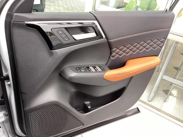 アウトランダーＰＨＥＶ Ｐ　ワンオーナー　衝突被害軽減ブレーキ　後側方車両検知警報システムメモリーナビ　全方位モニター　ＥＴＣ２．０　ドラレコ前後　マイパイロット　革シート　電動シート　電動リヤゲート　ＡＣ１５００Ｗ（57枚目）