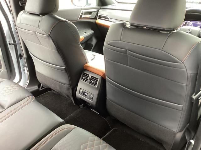 アウトランダーＰＨＥＶ Ｐ　ワンオーナー　衝突被害軽減ブレーキ　後側方車両検知警報システムメモリーナビ　全方位モニター　ＥＴＣ２．０　ドラレコ前後　マイパイロット　革シート　電動シート　電動リヤゲート　ＡＣ１５００Ｗ（71枚目）
