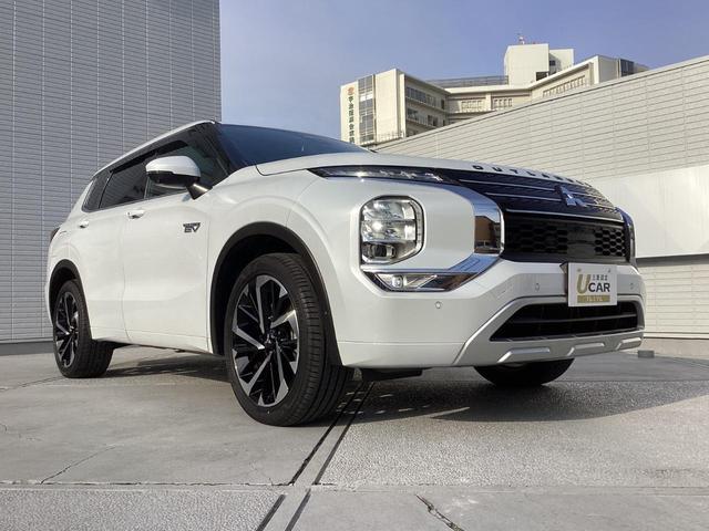 アウトランダーＰＨＥＶ Ｐ　ワンオーナー　衝突被害軽減ブレーキ　後側方車両検知警報システムメモリーナビ　全方位モニター　ＥＴＣ２．０　ドラレコ前後　マイパイロット　革シート　電動シート　電動リヤゲート　ＡＣ１５００Ｗ（78枚目）