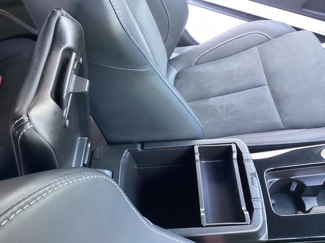 エクリプスクロスＰＨＥＶ Ｐ　ワンオーナー　スマホ連携ナビ　全方位モニター　ＥＴＣ２．０　ドラレコ前後　レーダークルーズコントロール　衝突被害軽減ブレーキ　後側方車両検知警報システム　電動シート　シートヒーター　スマートキー（60枚目）